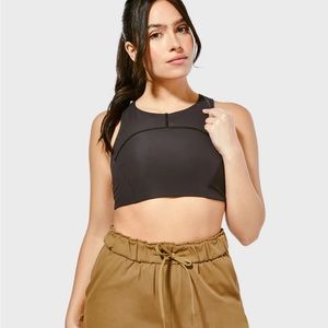 Barry’s x Lululemon size 6/S BLK tough train high neck workout bra